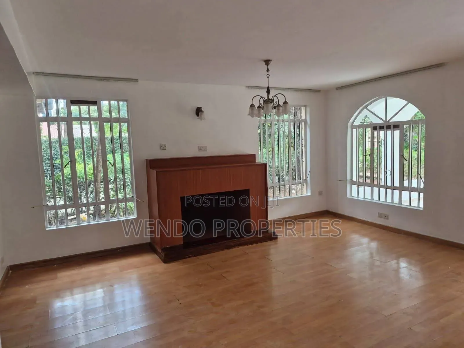 5bdrm Villa in Hardy for rent