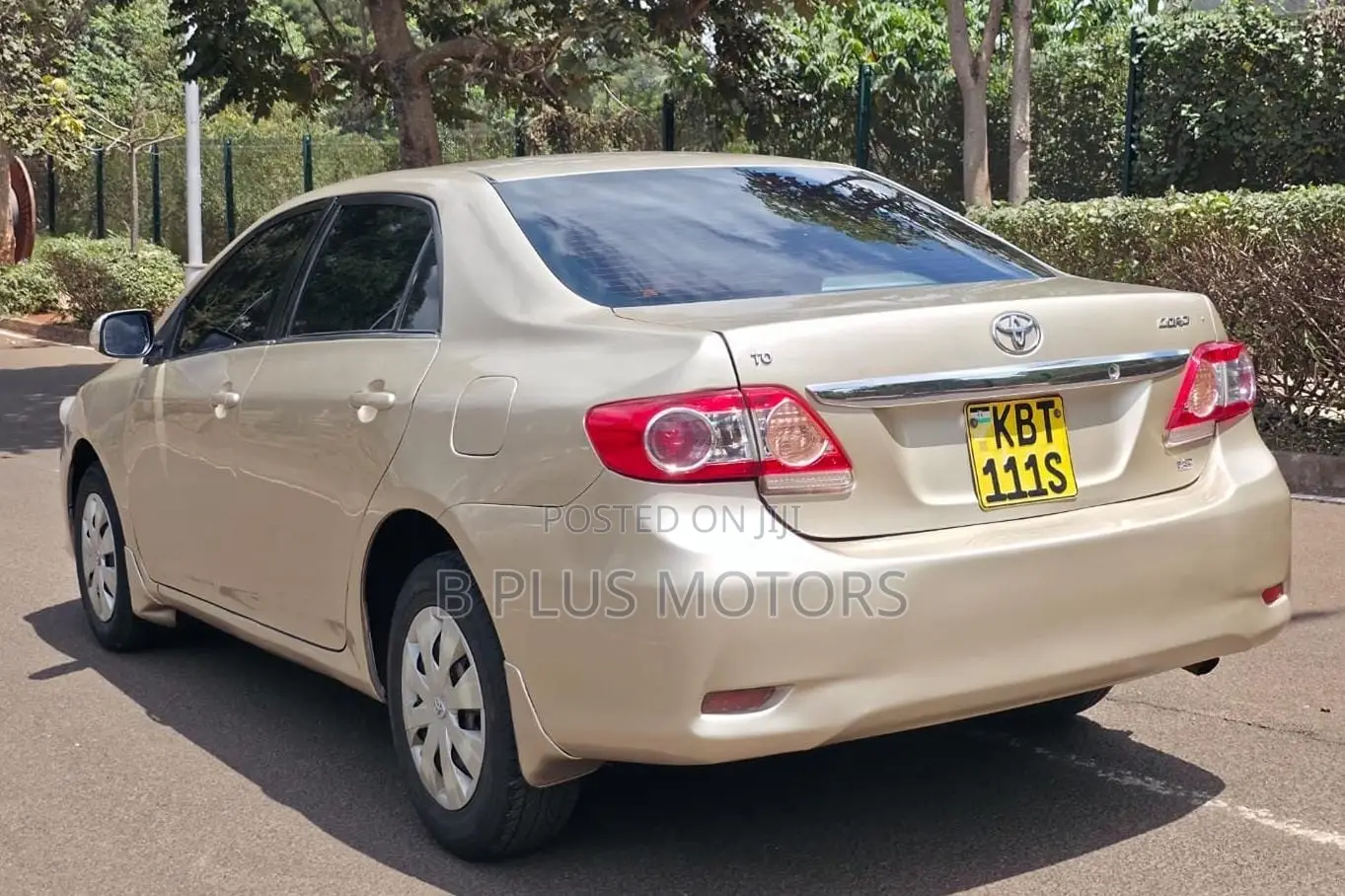 Toyota Corolla 2012 Beige