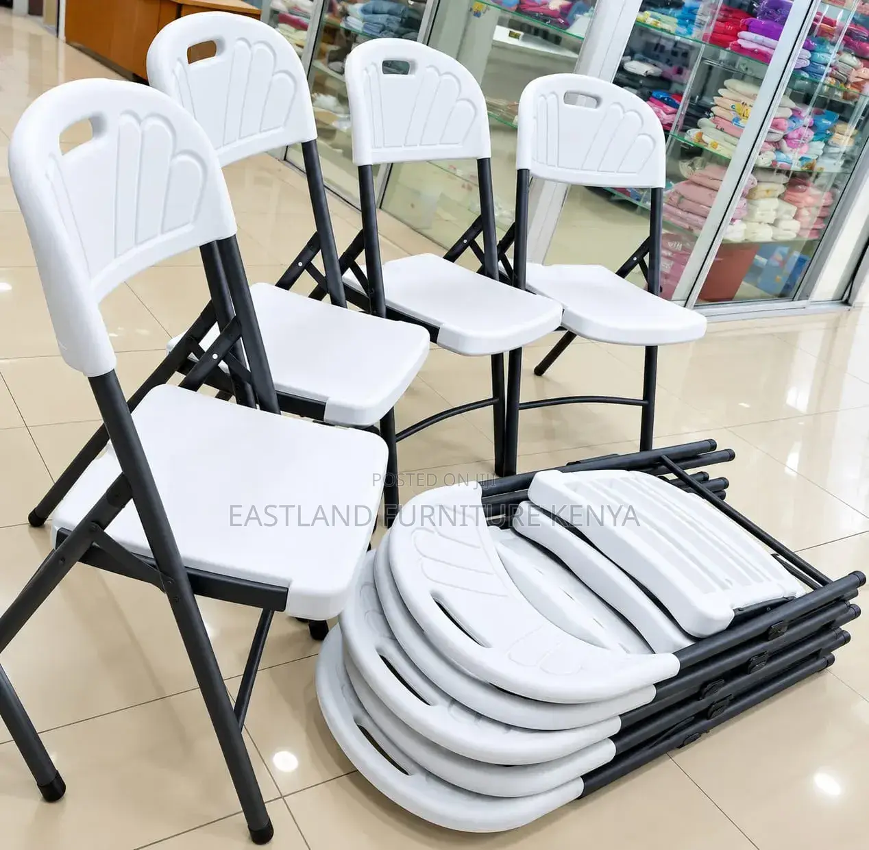 Plastic Folding Chairs - Heavy Duty Event Chair