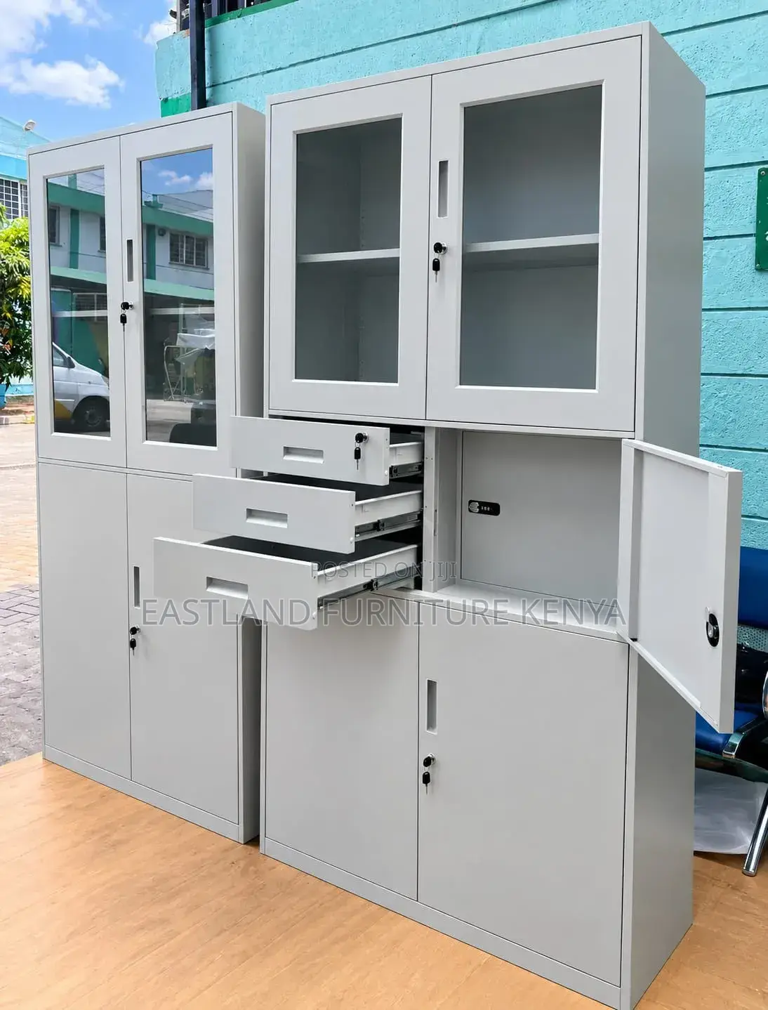 Executive Filling Cabinate With Safe