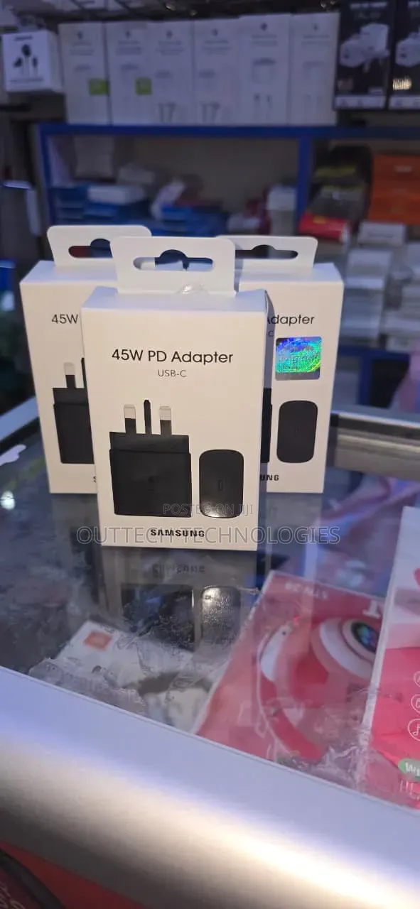 Samsung 45W PD Adapter