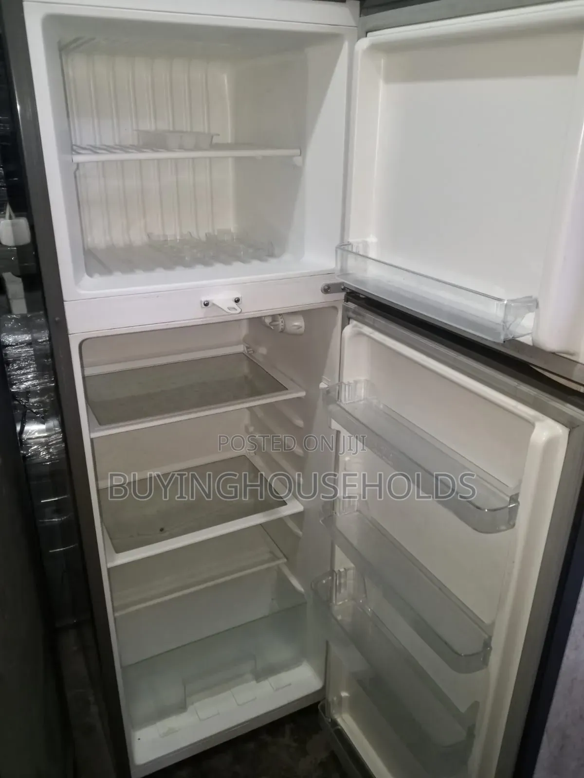 Von 200L Fridge