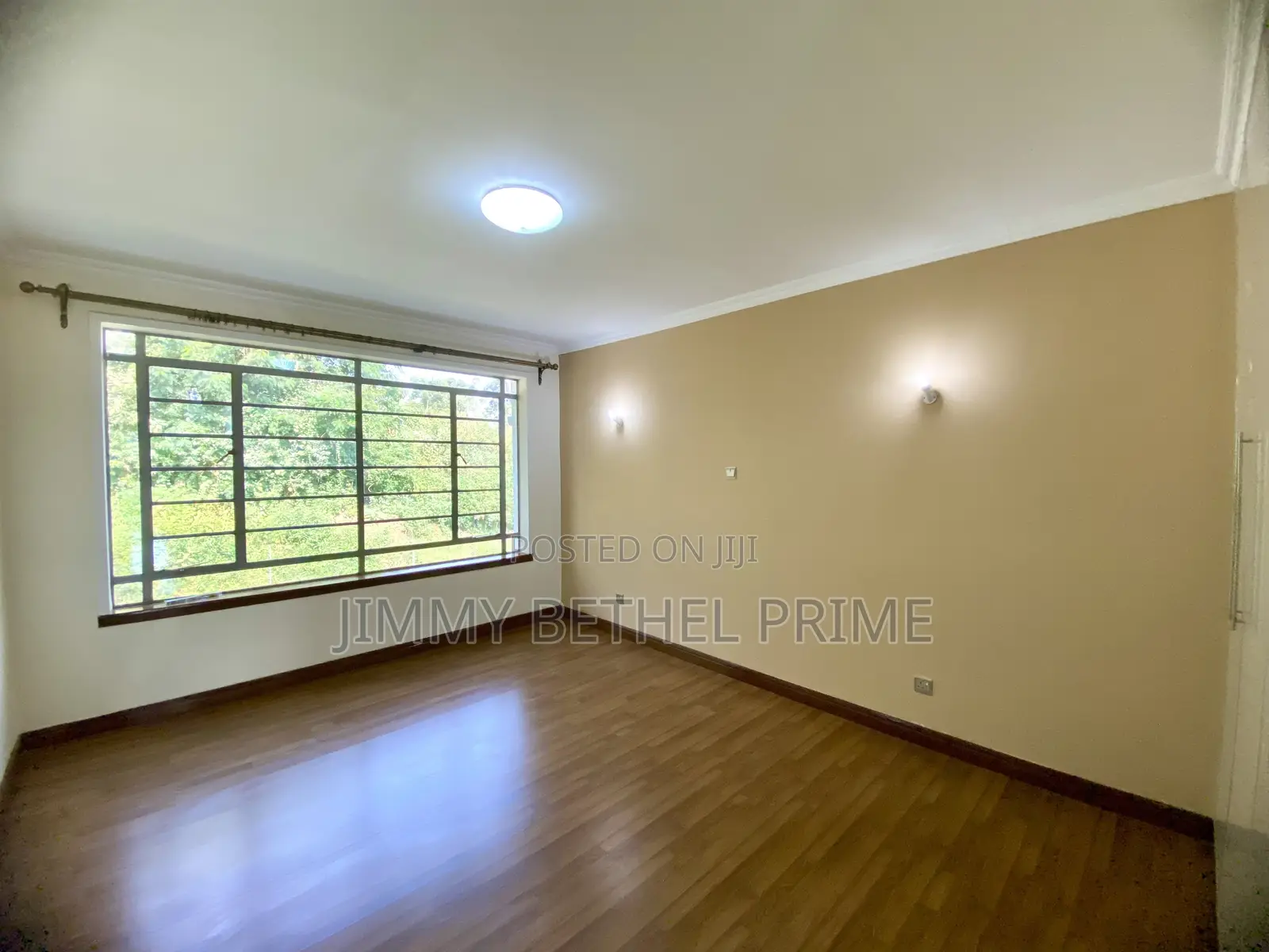 5bdrm Townhouse / Terrace in Spring Valley for rent