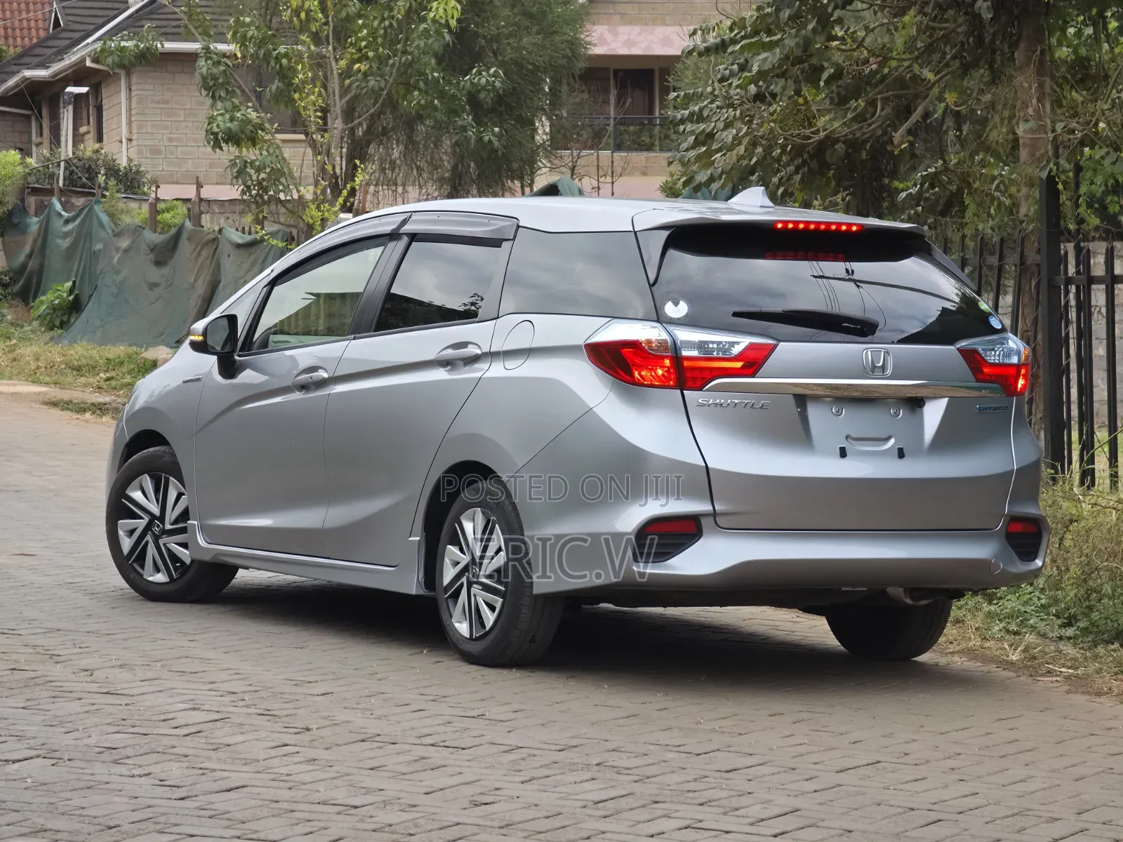 Honda Shuttle 1.5 Hybrid 2WD 2019 Silver