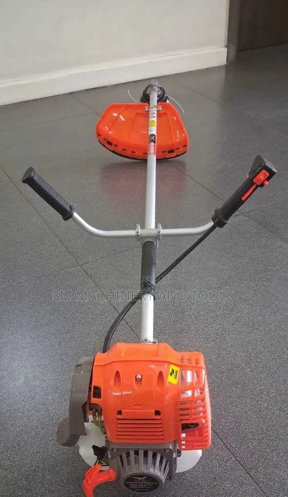 AMBC004 Astramilano Brush Cutter 4 Stroke 2 Blades