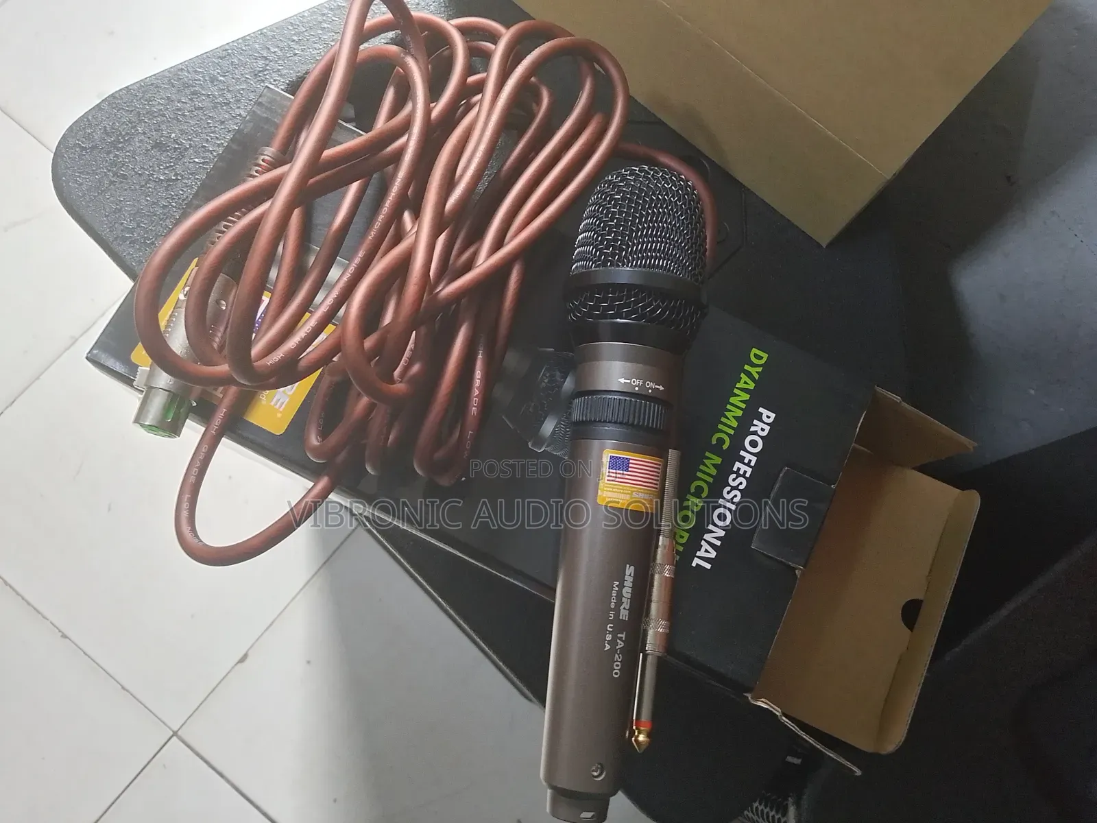 Professional Dyanmic Microphone