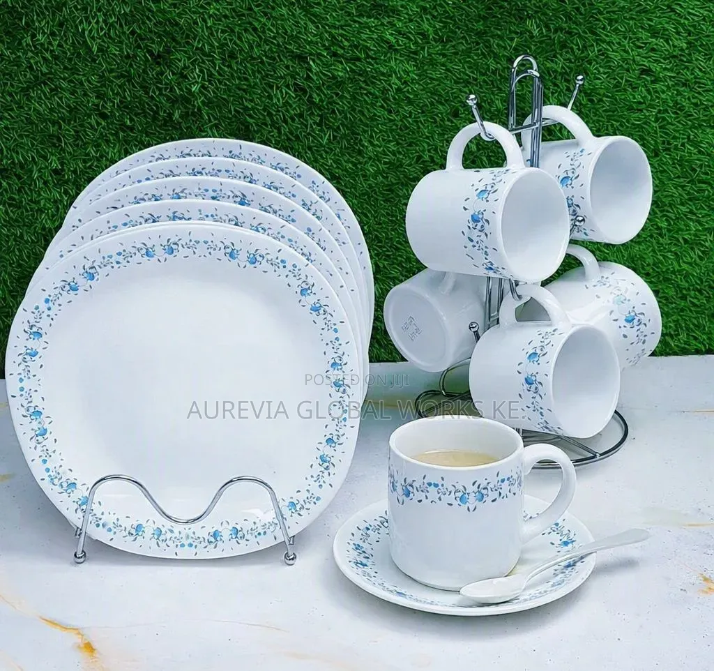 Dinnerware Set