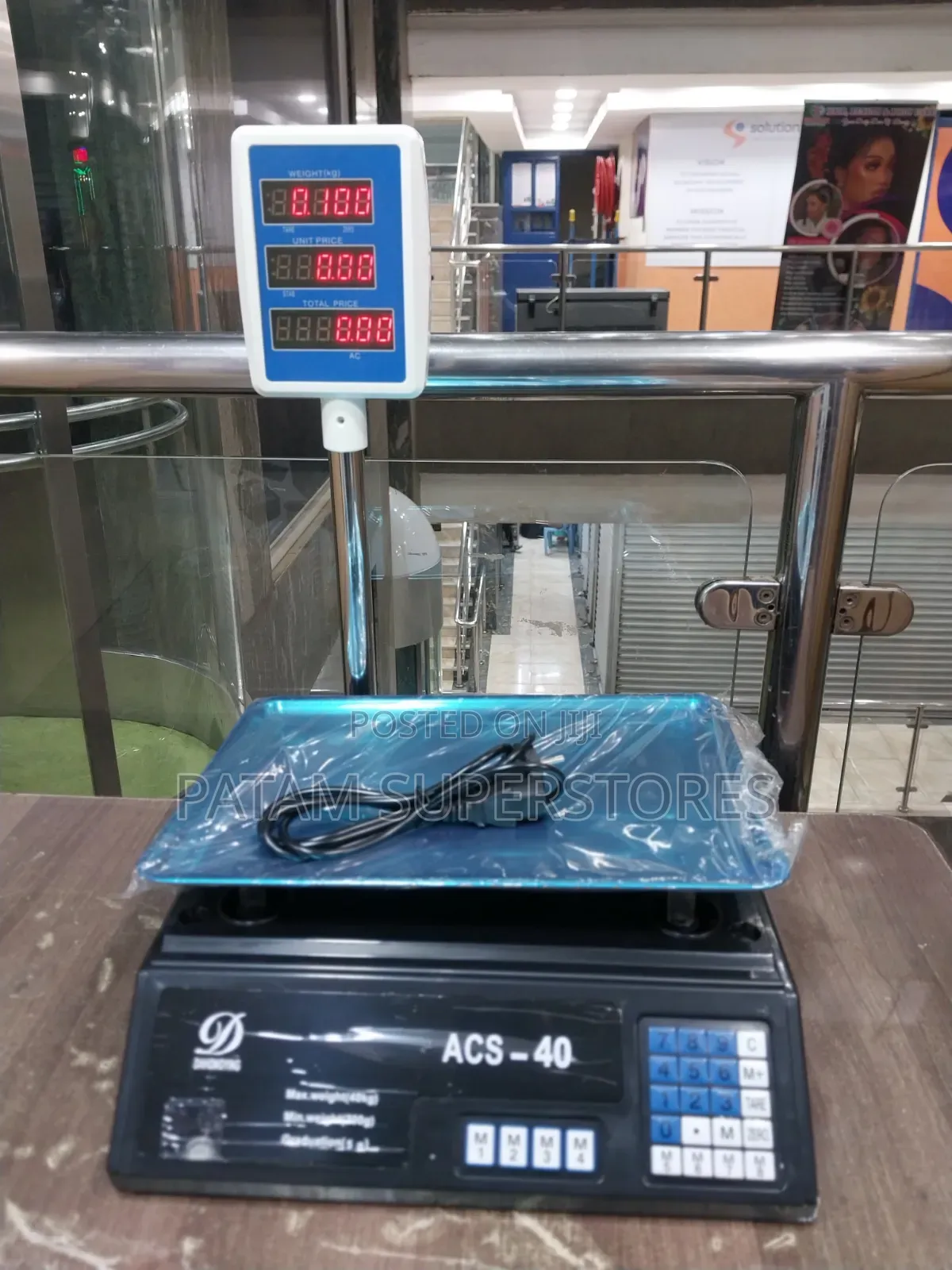 Weighing Scale With Arm