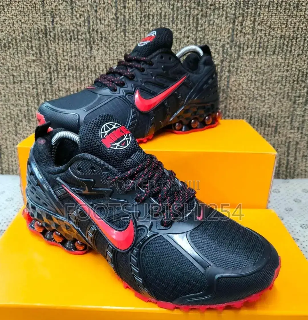 Nike Shox TL – Iron Grey / Black / Light Smoke Grey / Metallic Silver