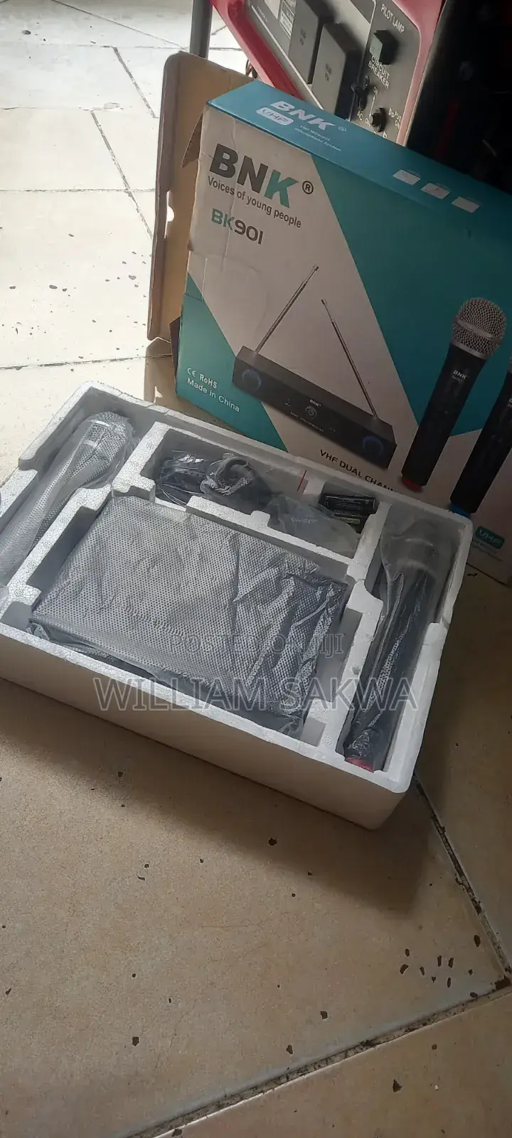 BNK Bk901 Wireless Microphone