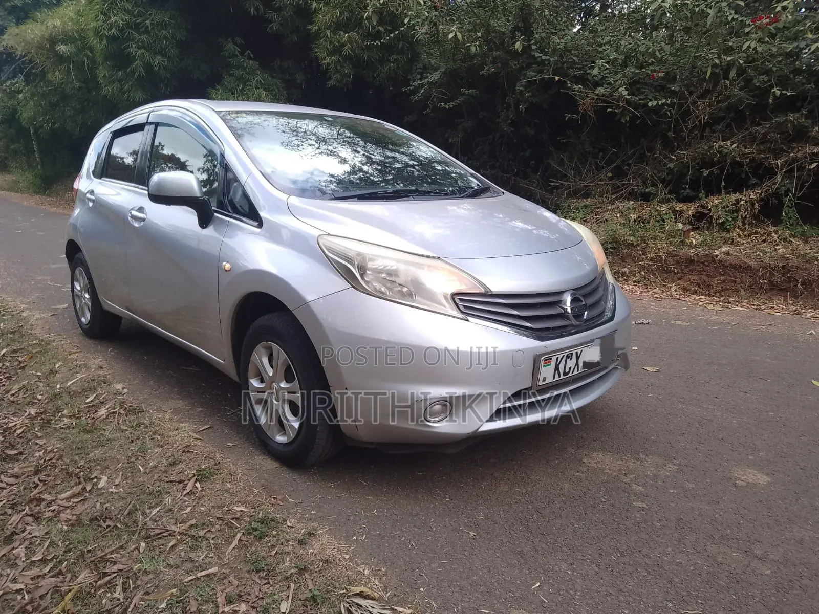 Nissan Note 2012 Silver
