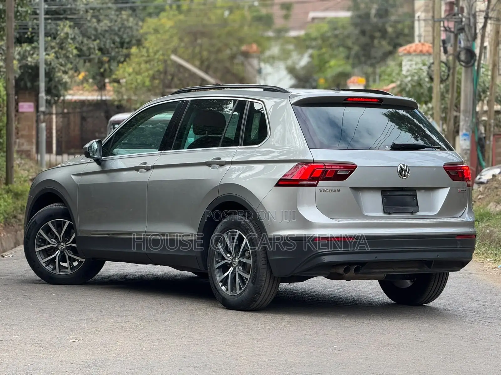 Volkswagen Tiguan 2019 Silver
