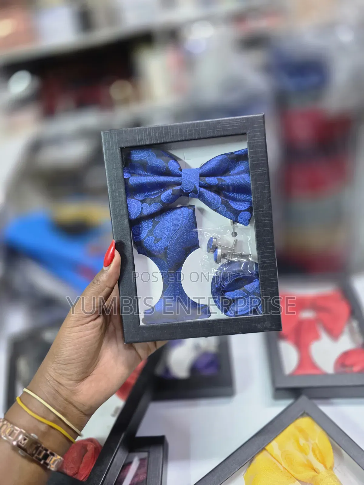 Bowtie, Flower, Cufflinks, Pocket Square 4in 1 Set at 1000