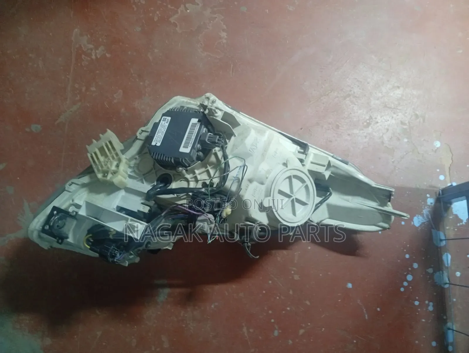 Nissan Skyline 2007 Headlight