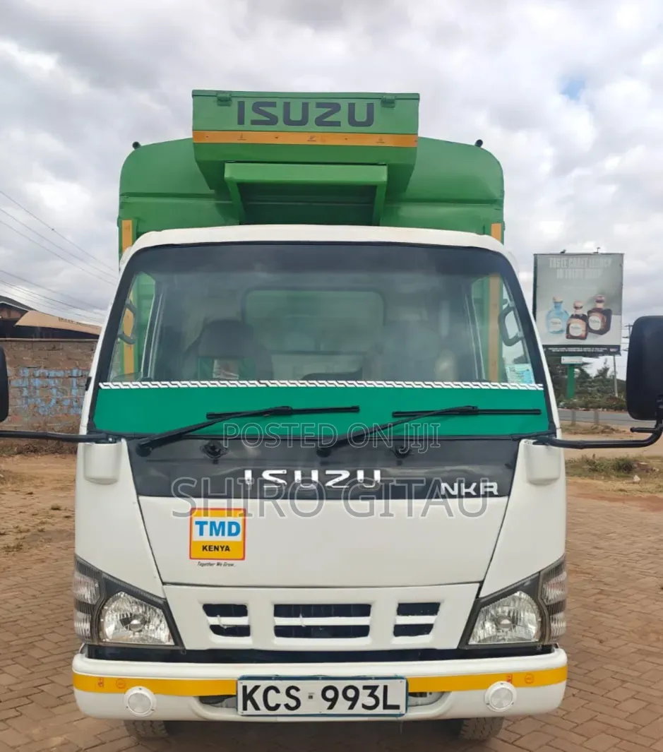 Isuzu NKR Local