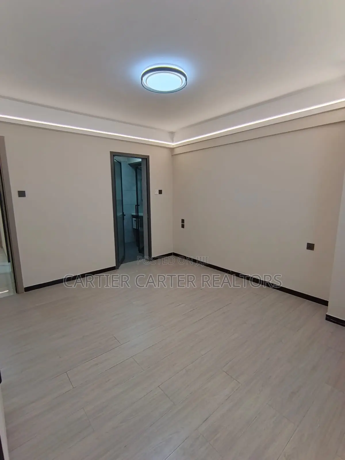 1bdrm Apartment in Located Along Thika, Roysambu for sale