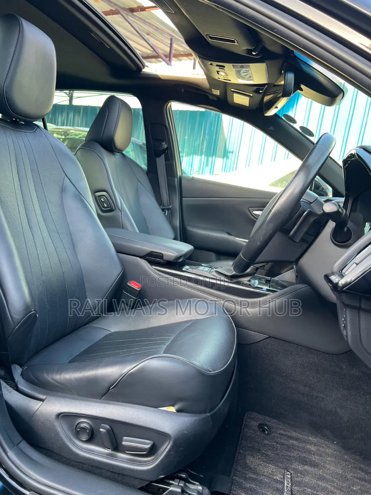 Toyota Crown 2018 Black