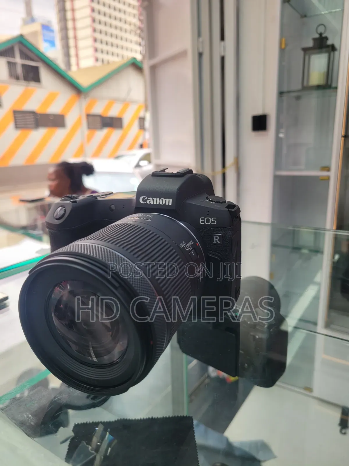 Canon Eos R