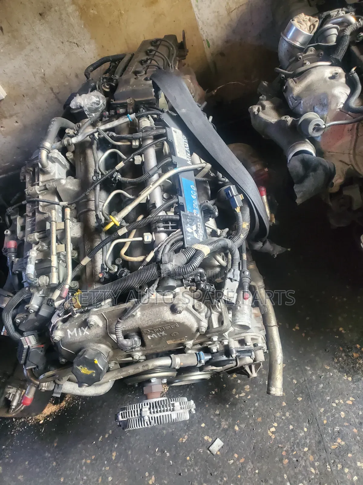 Isuzu 4p10 Compelete Engine
