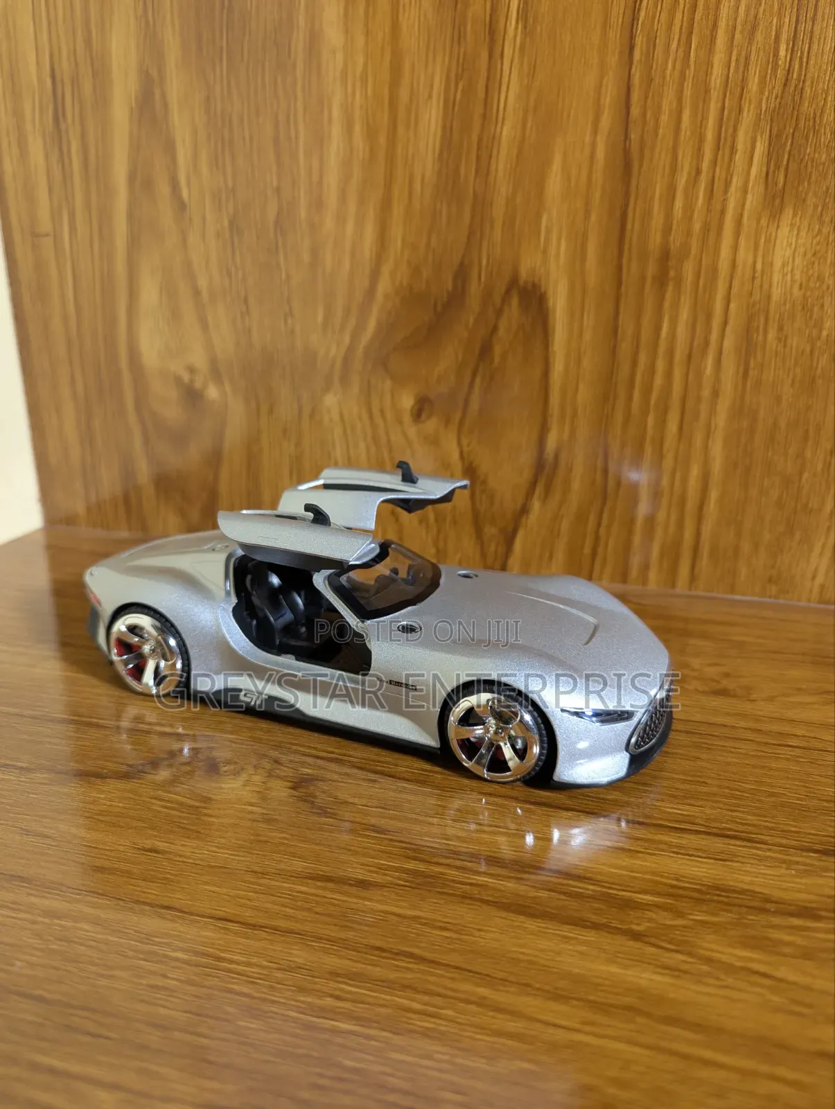 Diecast Model Car Mercedes AMG Vision GT Racing Super Car