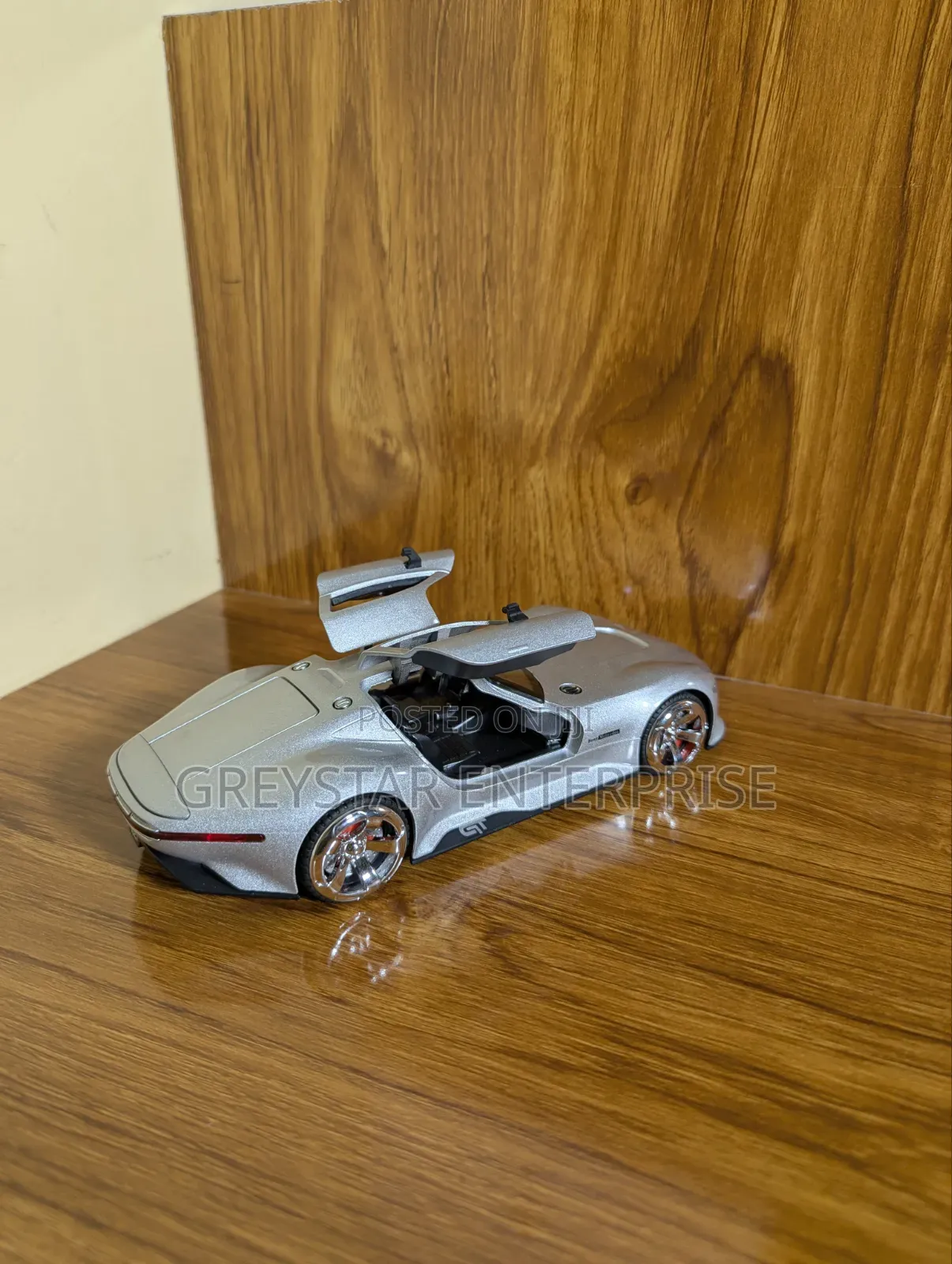 Diecast Model Car Mercedes AMG Vision GT Racing Super Car