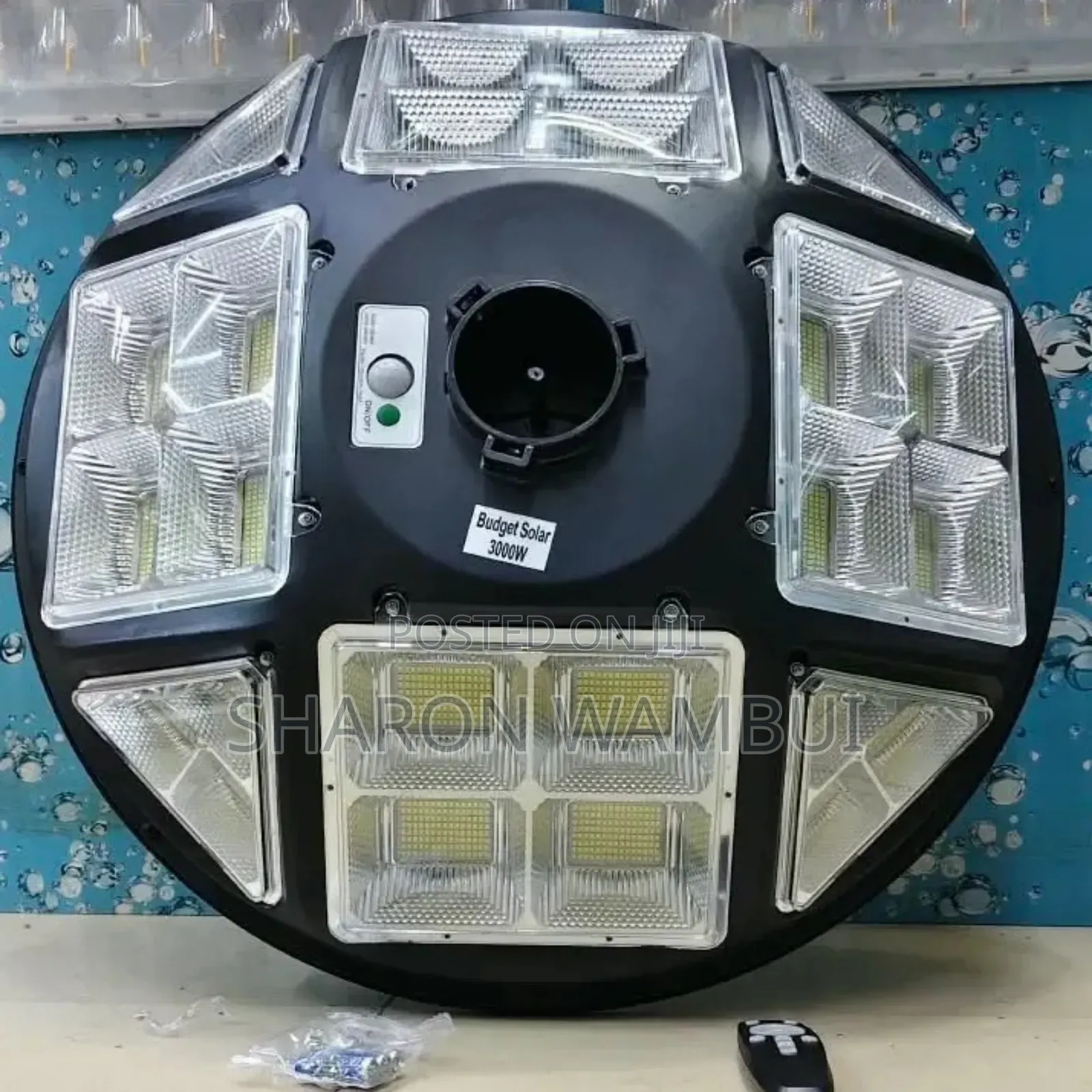 New 3000Watts Budget Solar Ufo 360° Solar StreetLight