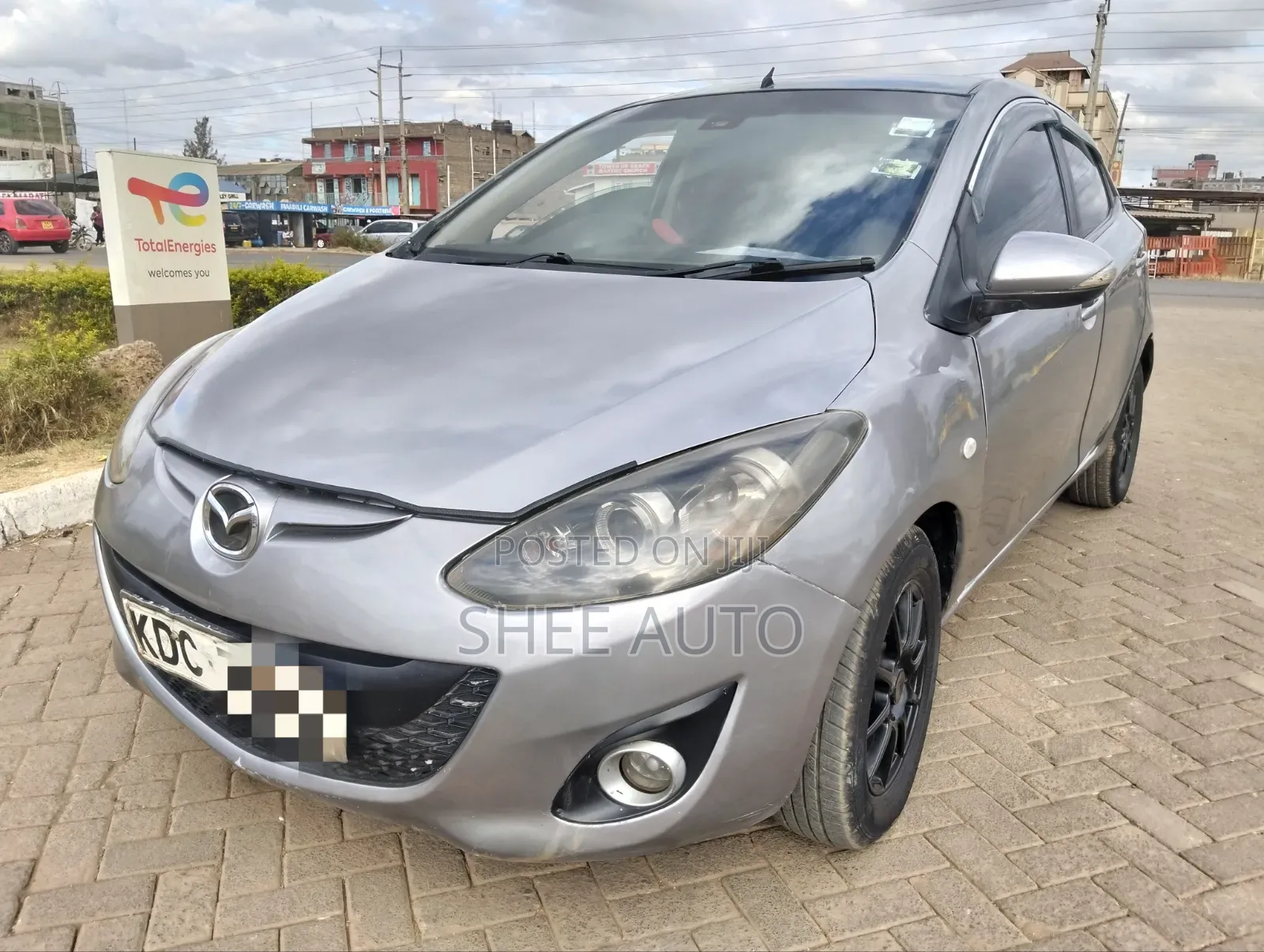 Mazda Demio 2014 Silver
