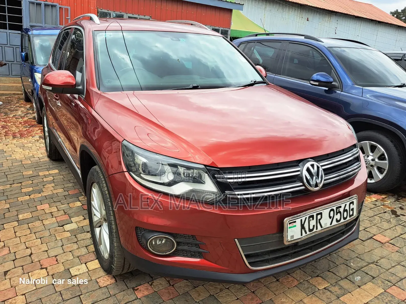 Volkswagen Tiguan 2011 Red