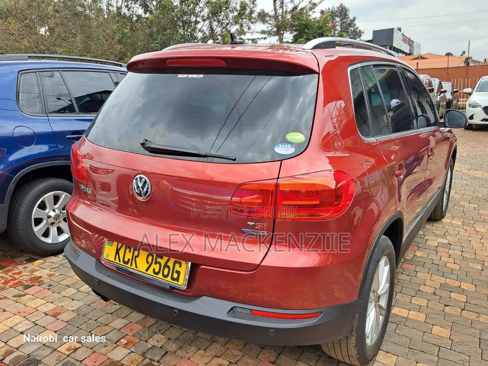 Volkswagen Tiguan 2011 Red