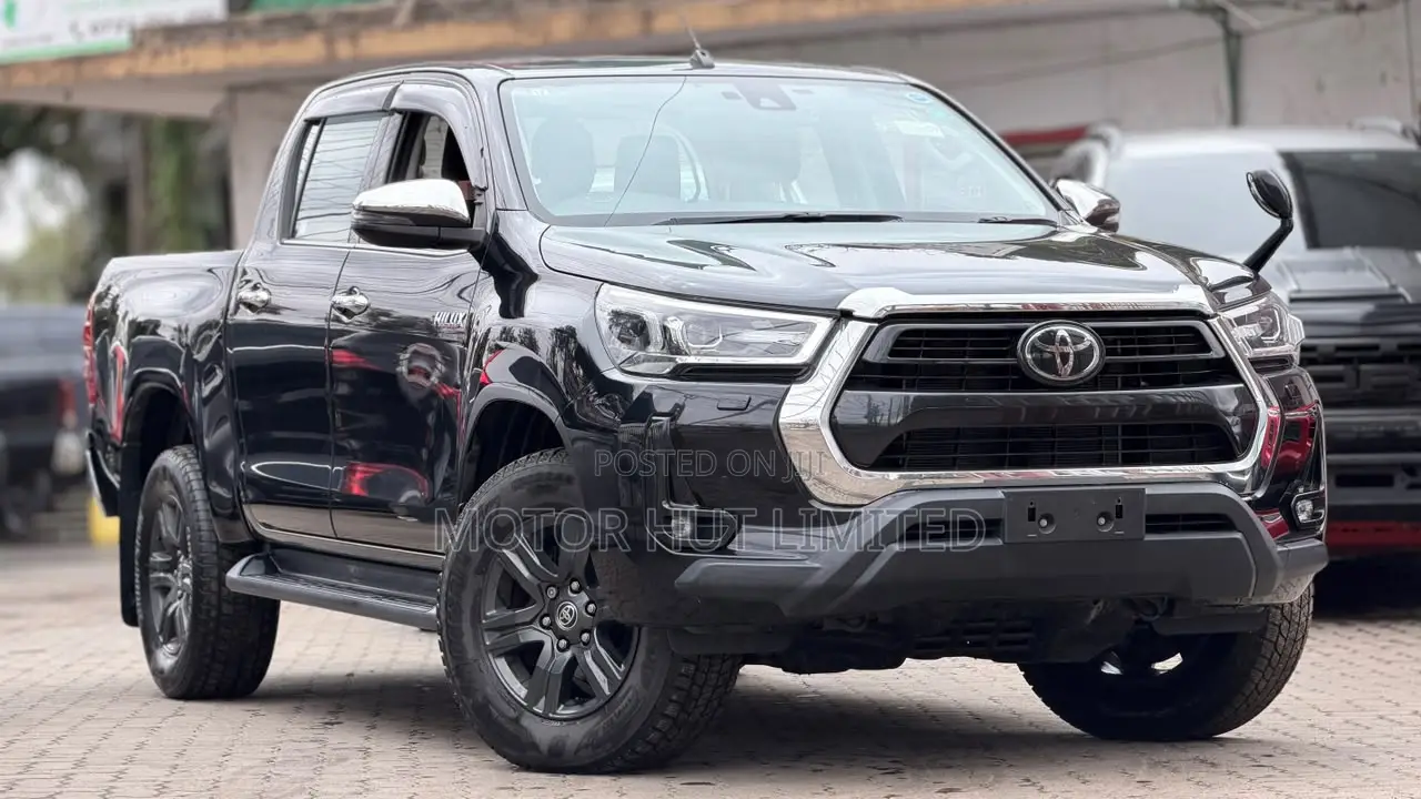 Toyota Hilux 2.4 Diesel 2020 Black