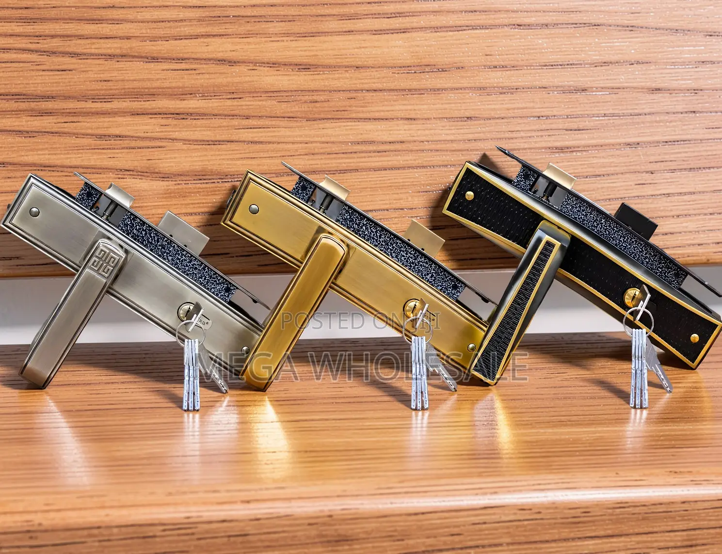 Complete Heavy Duty Door Lock Set With Matching Handles and Keys