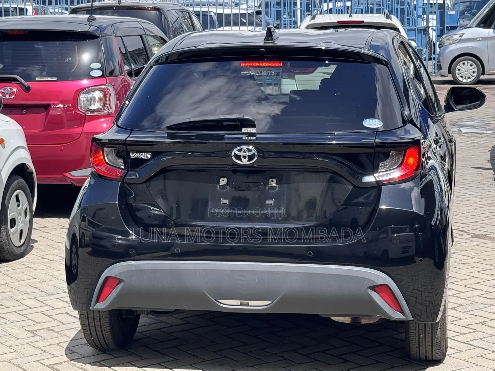 Toyota Yaris 2020 Black