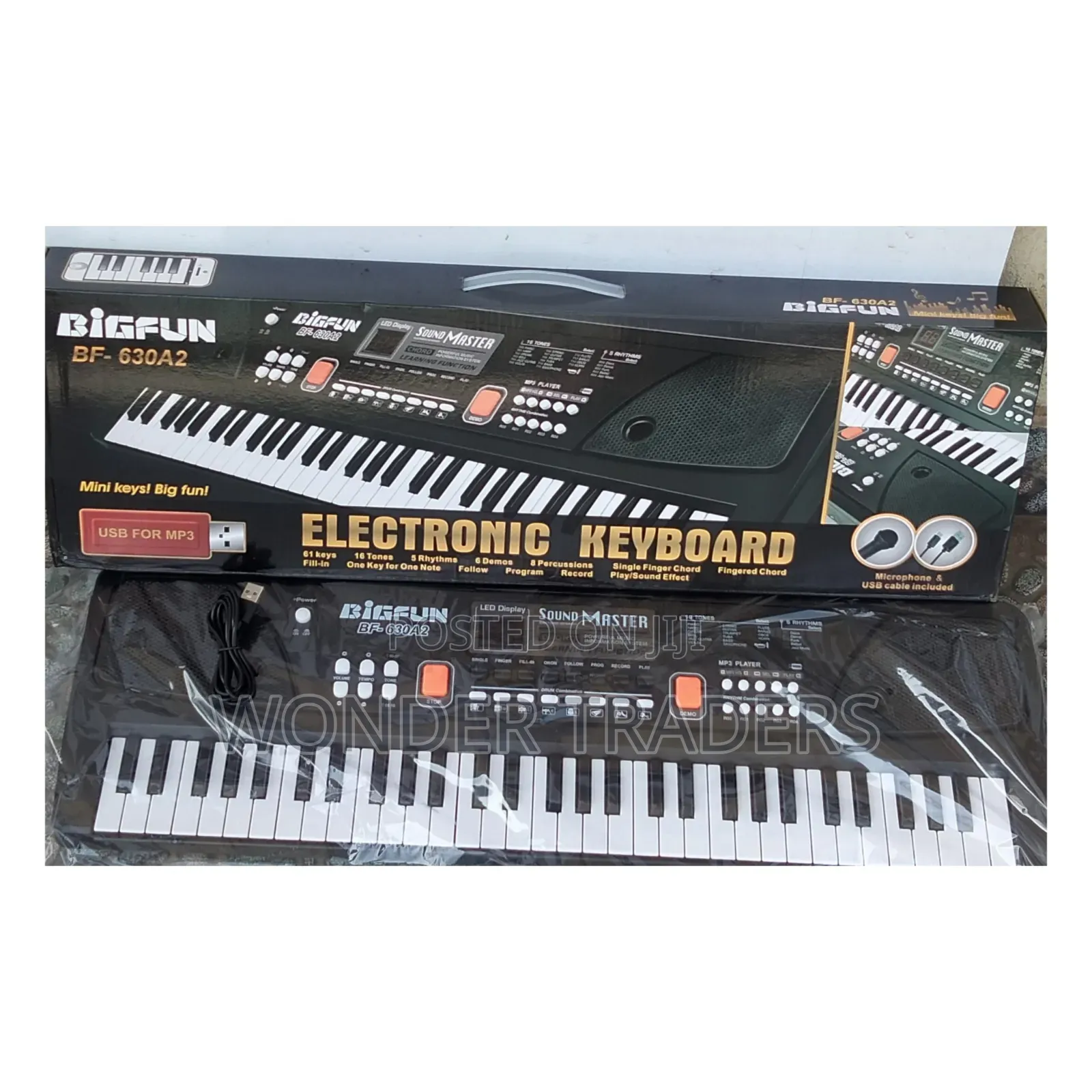*61 Keys Piano *Rechargeable *Also Comes With Microphone