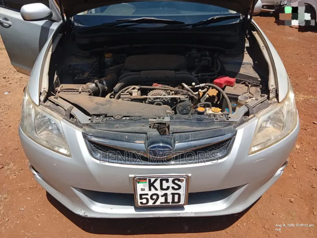 Subaru Exiga 2012 Silver