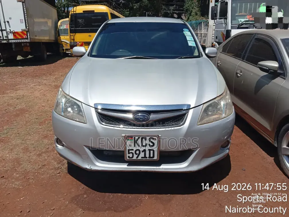 Subaru Exiga 2012 Silver