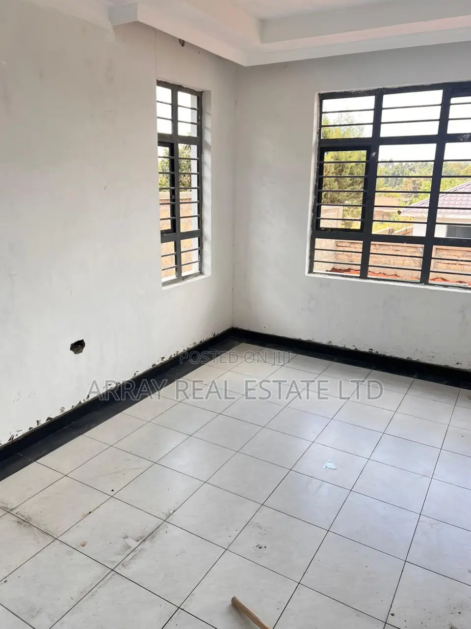 3bdrm Bungalow in Karai for sale