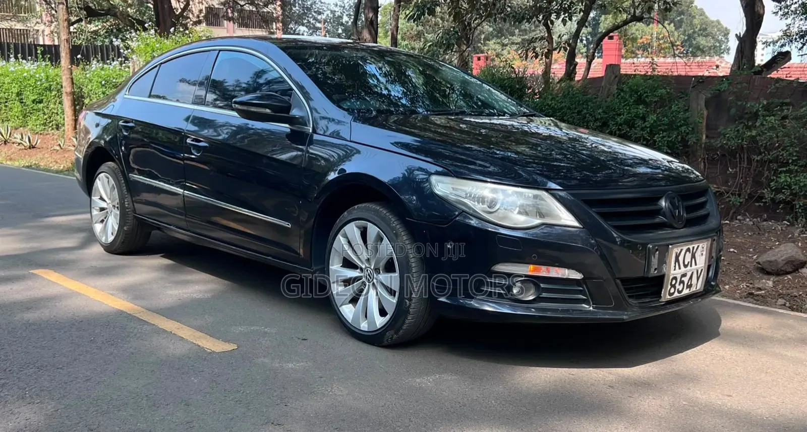 Volkswagen Passat 2010 Black