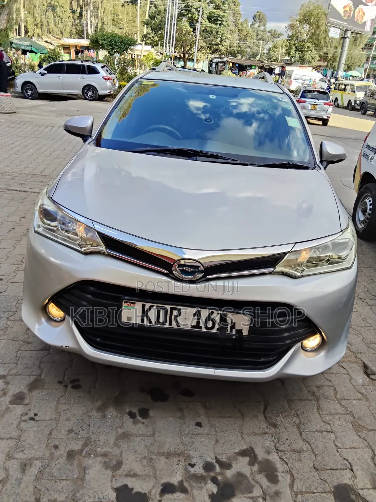 Toyota Corolla Fielder 1.5 Hybrid FWD 2017 Silver