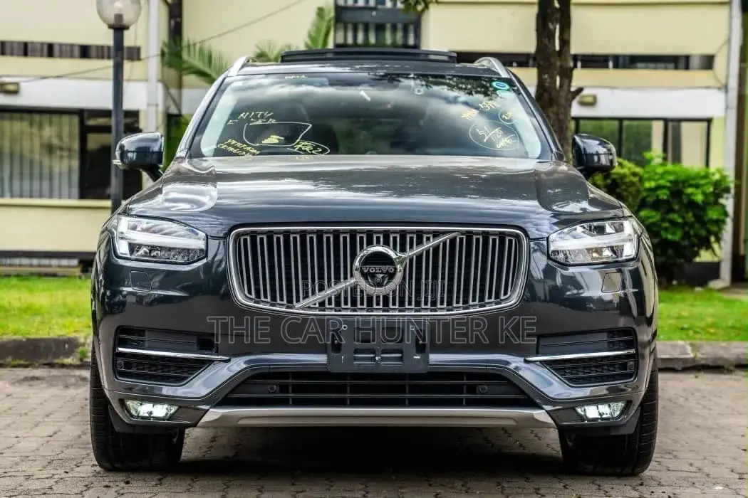 Volvo XC90 T6 Momentum 7 Passenger AWD 2020