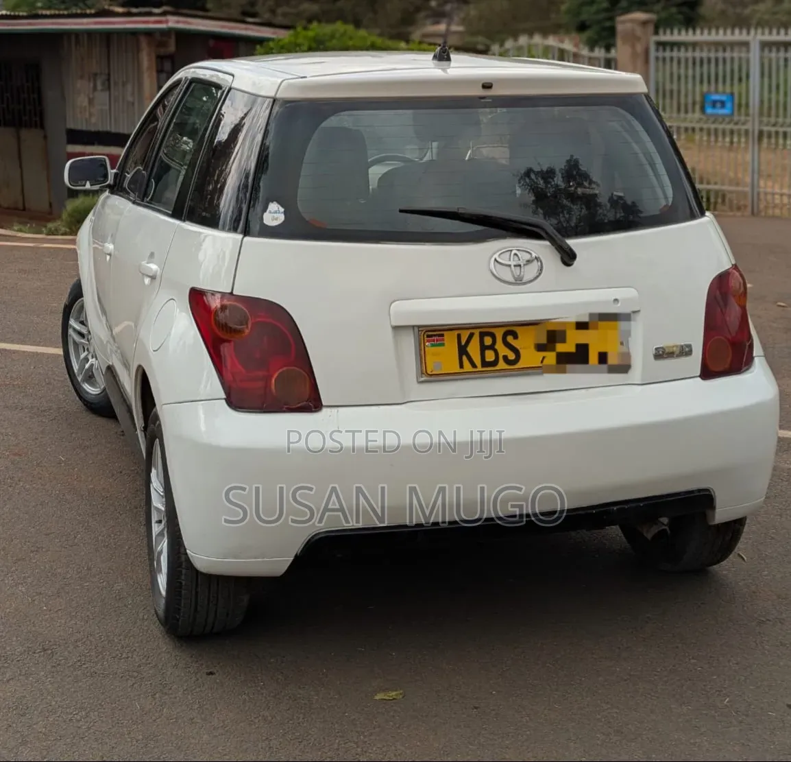 Toyota IST 2006 White