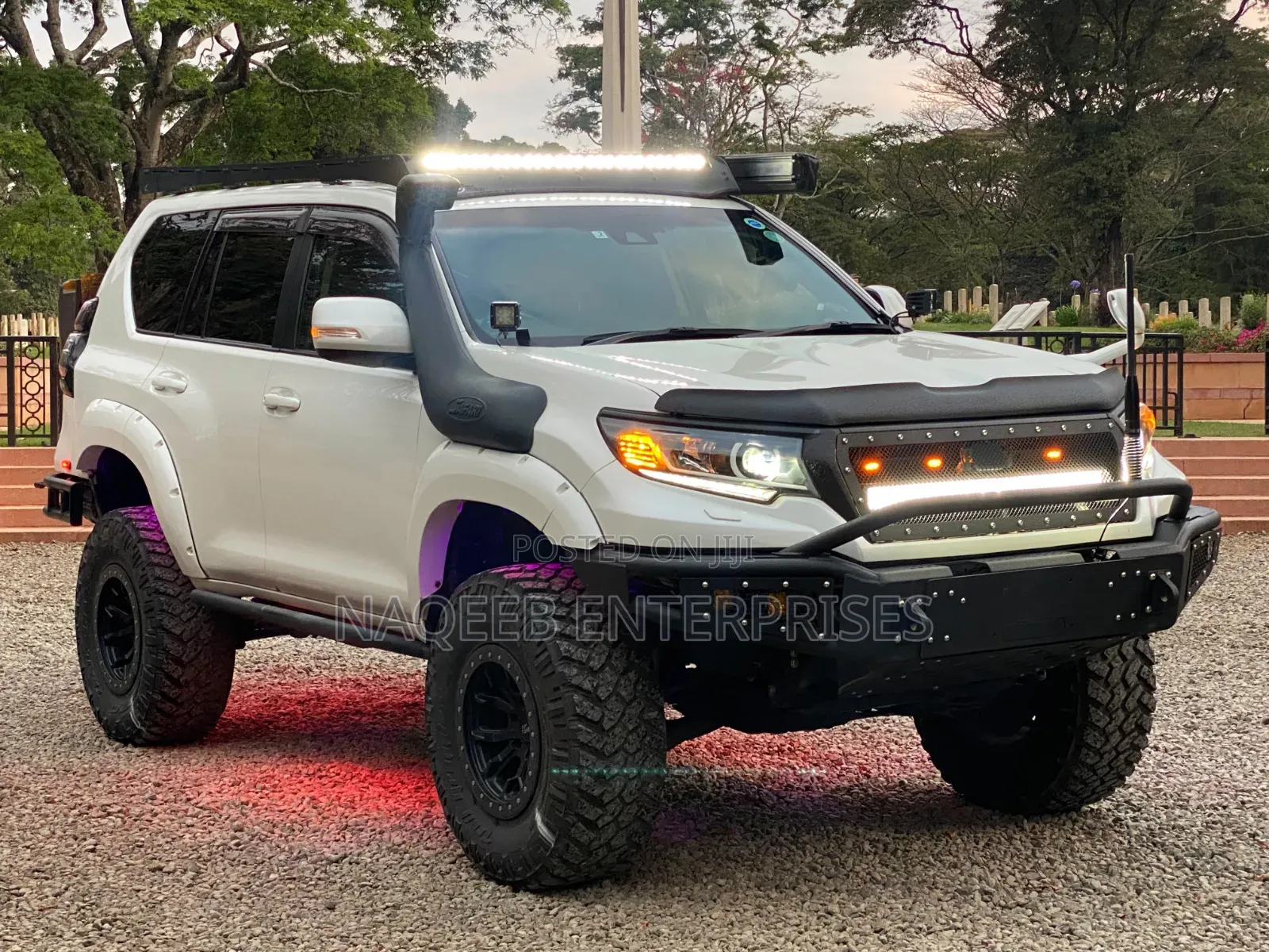 Toyota Land Cruiser Prado 2019 White