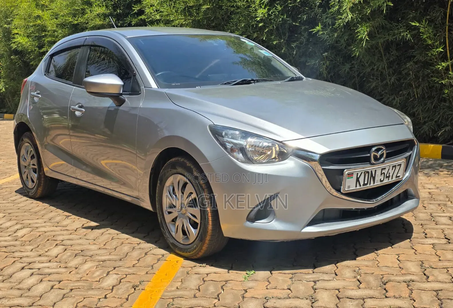 Mazda Demio 2016 Silver