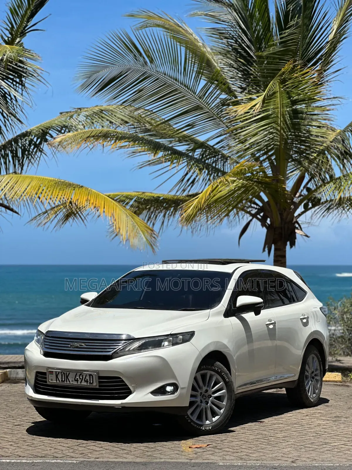 Toyota Harrier 2.0 4WD 2016 White