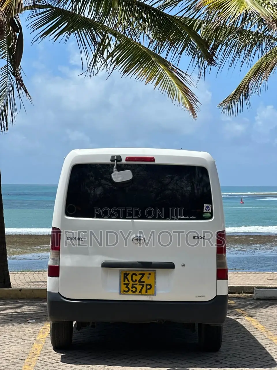 Toyota TownAce 2012 White