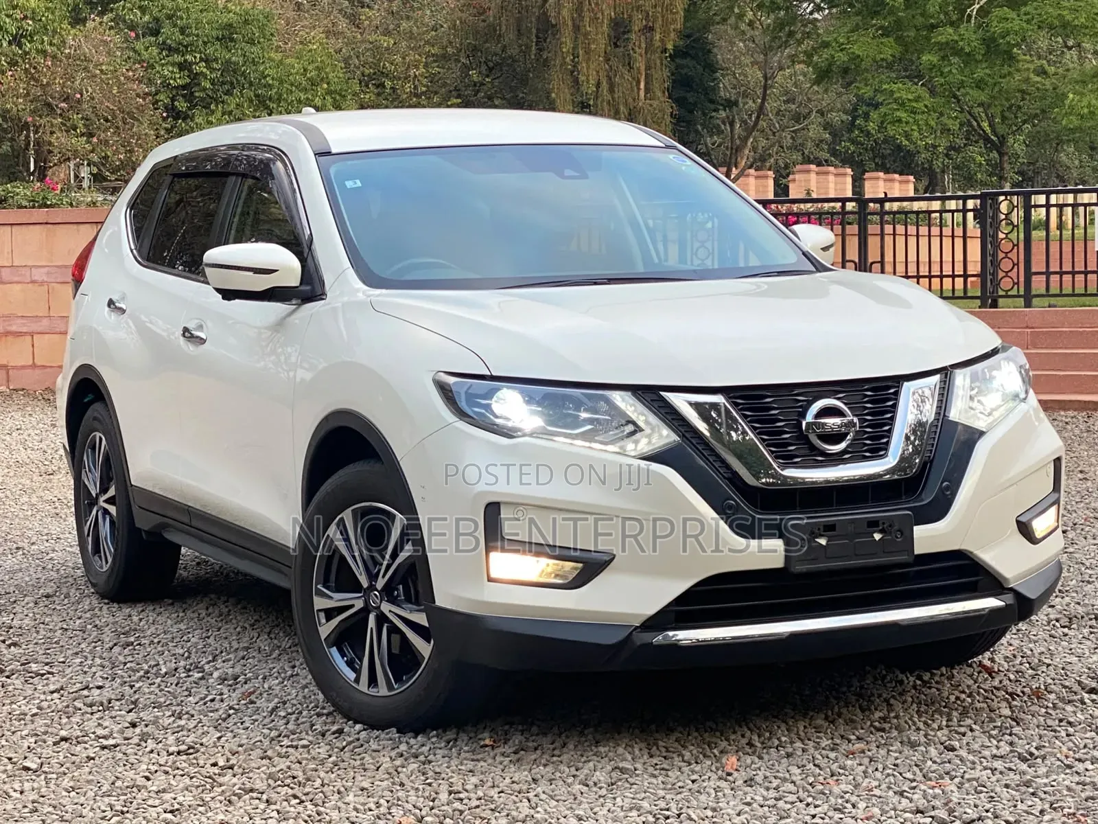 Nissan X-Trail 2.0 Petrol AWD 2019 White