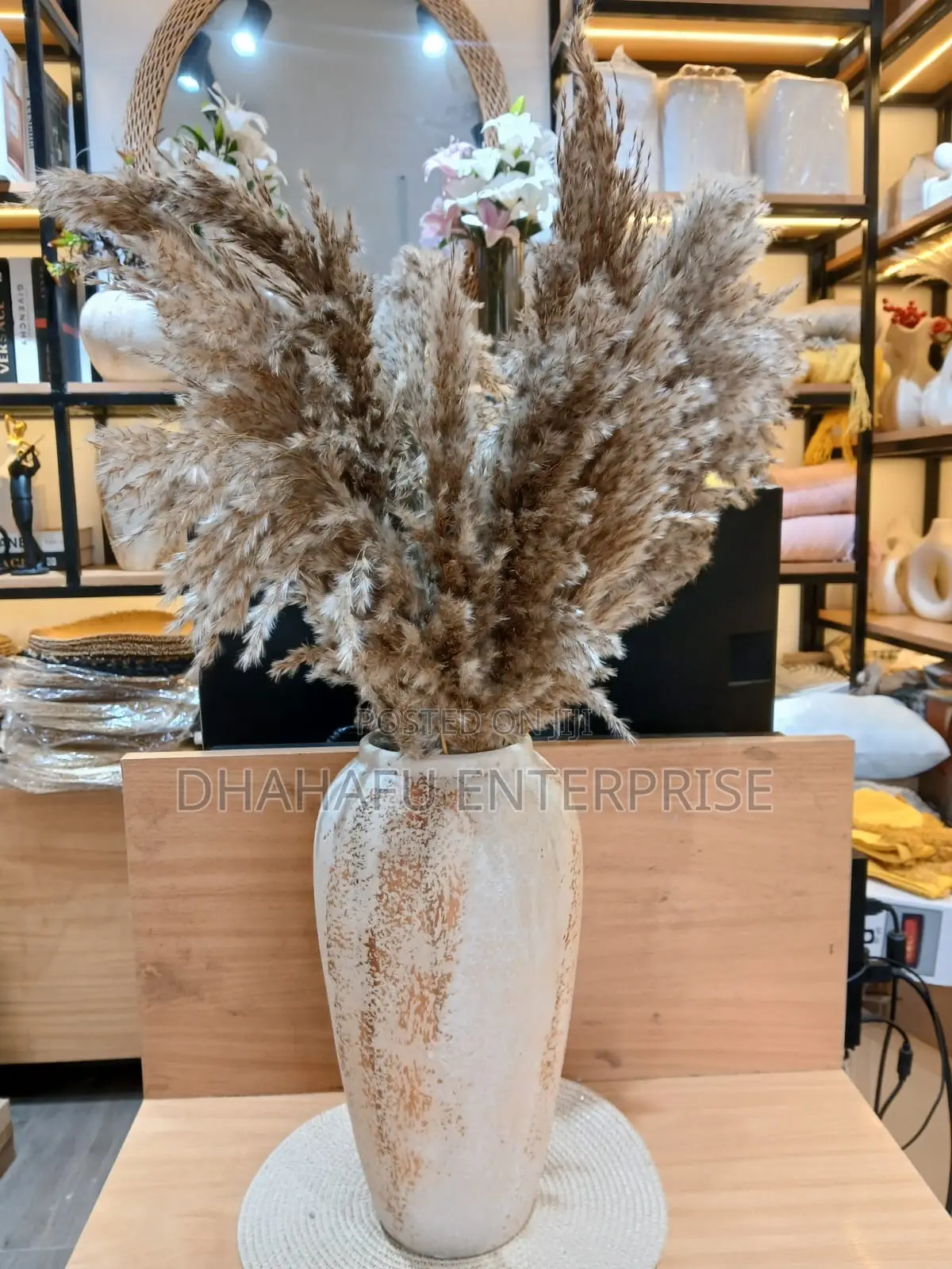 Dried Mini Pampas Grass Bunch – Natural Boho Decor | 10 Stems