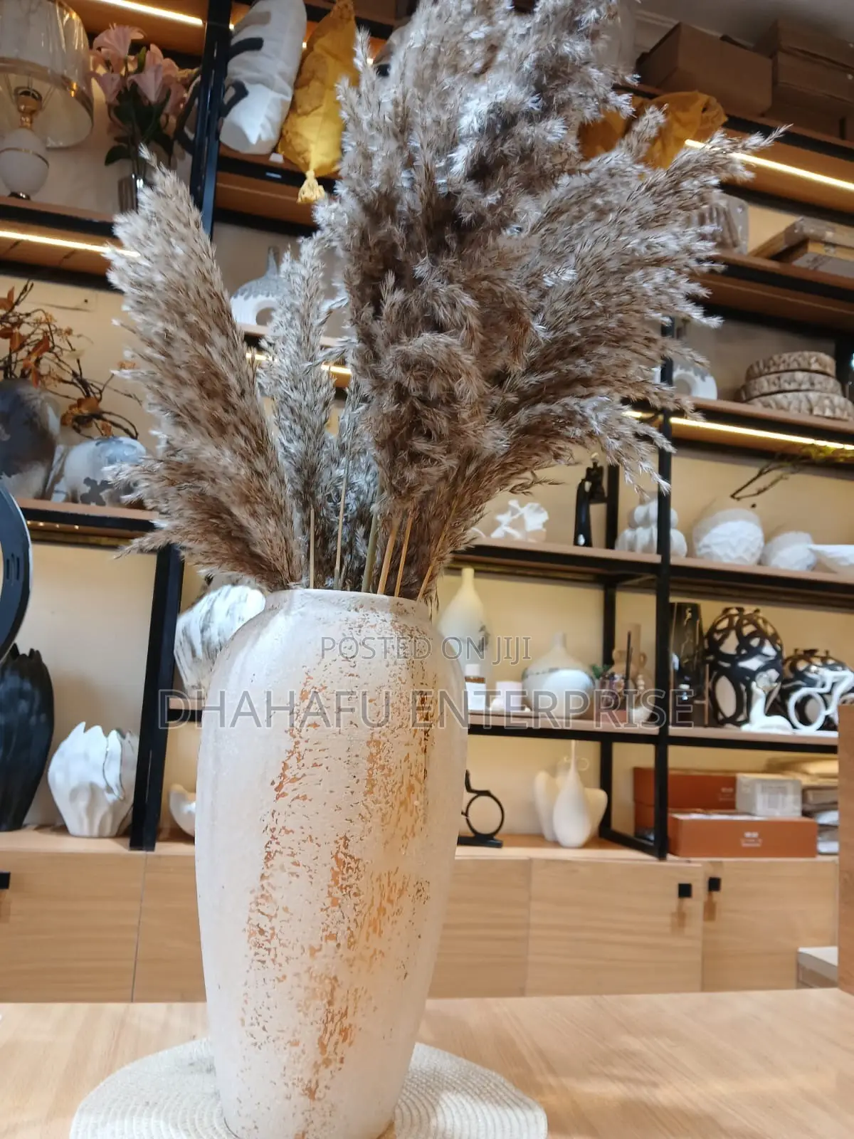 Dried Mini Pampas Grass Bunch – Natural Boho Decor | 10 Stems