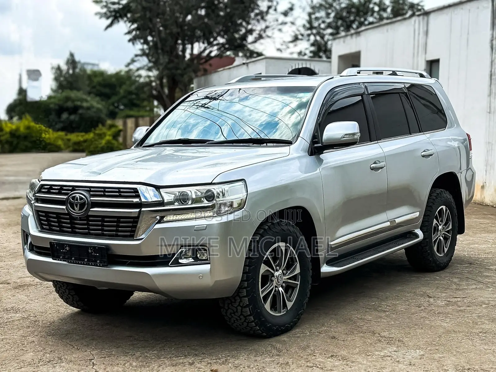 Toyota Land Cruiser 2018 Silver