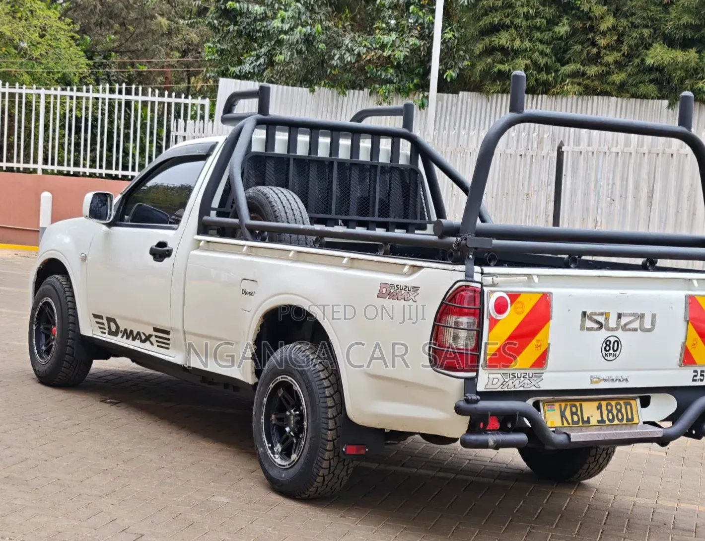Isuzu D-MAX 2009 White