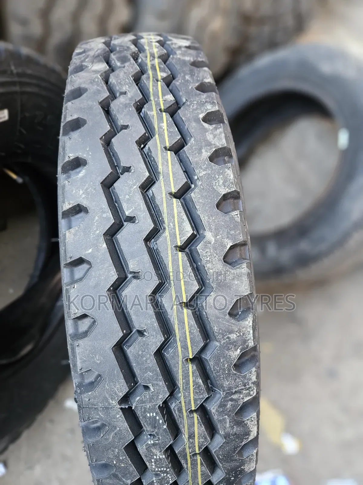700R16 Three a Tyre